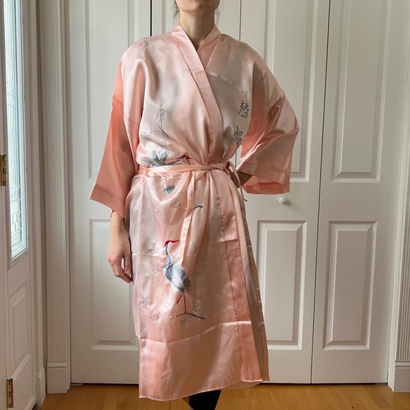 Vintage Light Salmon Pink Robe with Embroidered Crane & Chinese Characters - Picture 3 of 11
